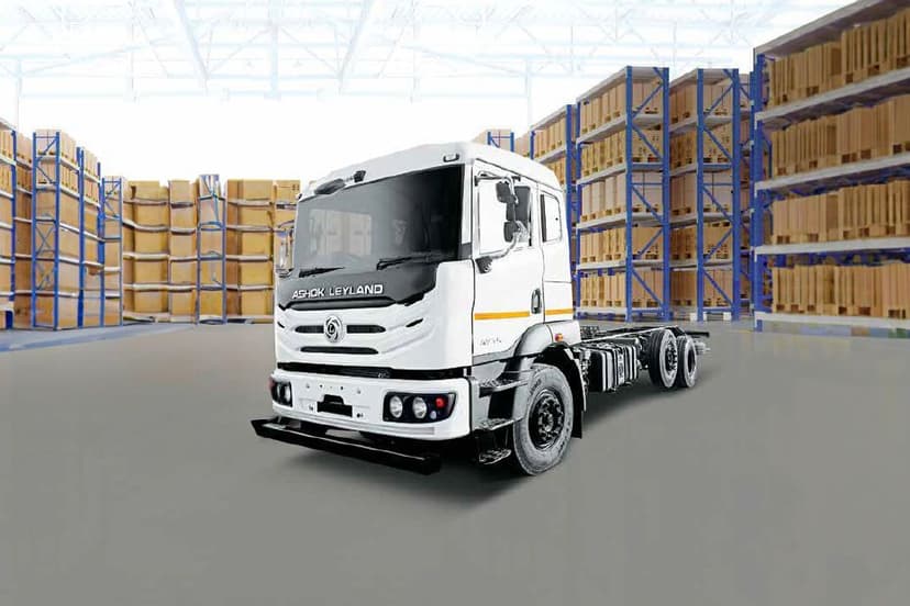 Ashok Leyland 2620 6X2 STLA