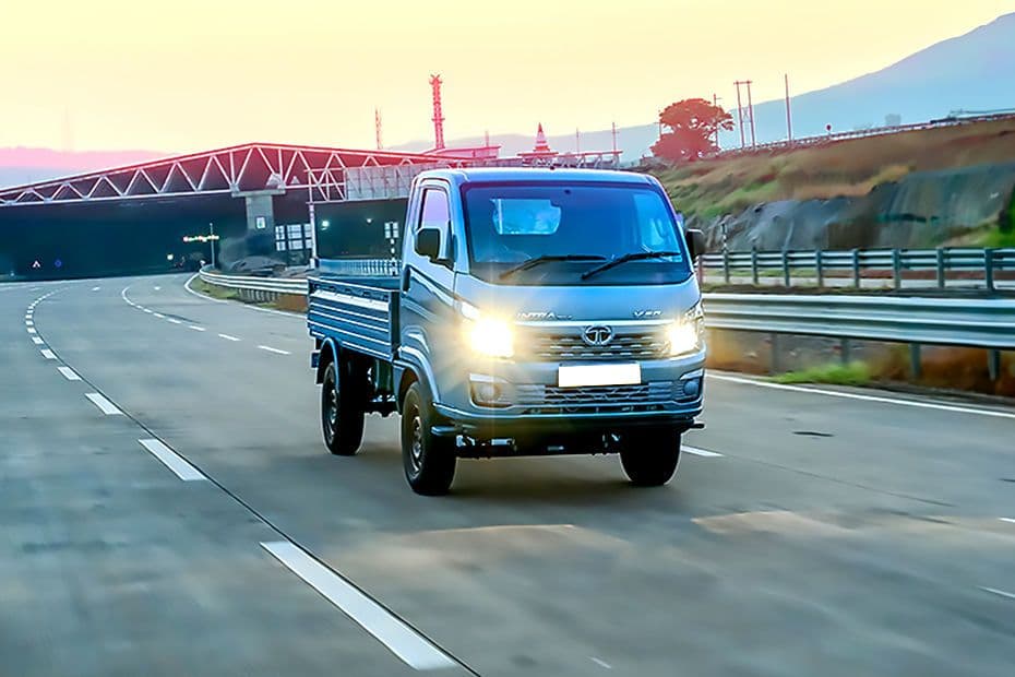 Tata Intra V50 LNT
