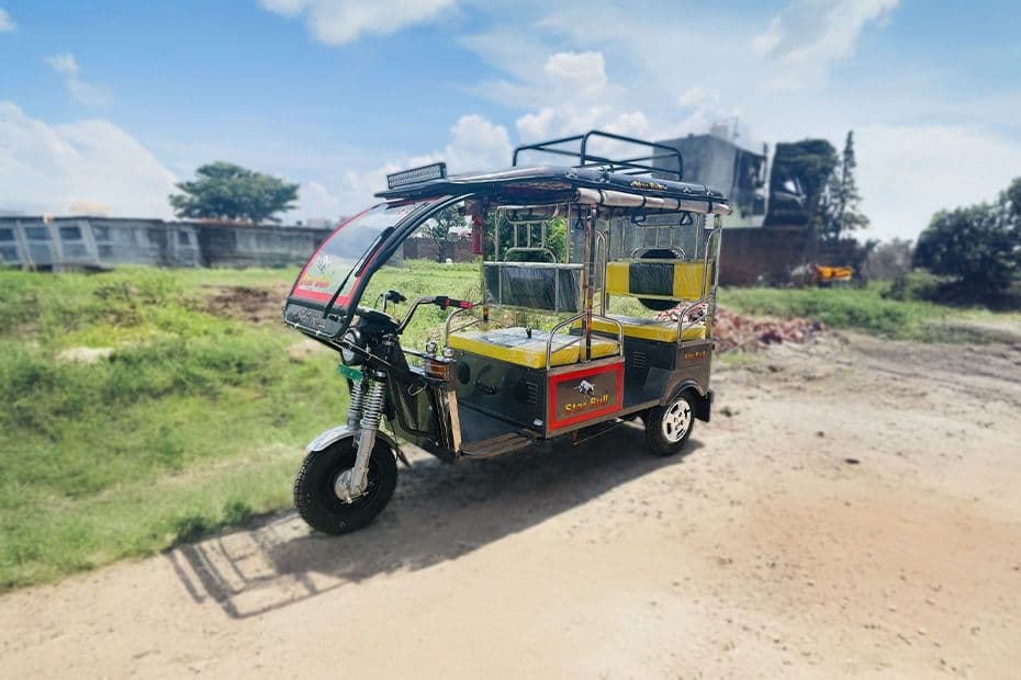 Battery Operated E Rickshaw